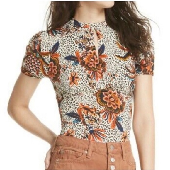 Free People Hear Me Roar Top in Neutral Top - Picture 3 of 14